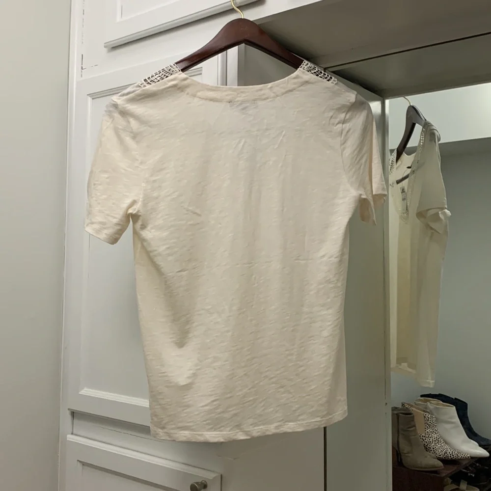 Express Cream lace tee - Picture 3 of 3